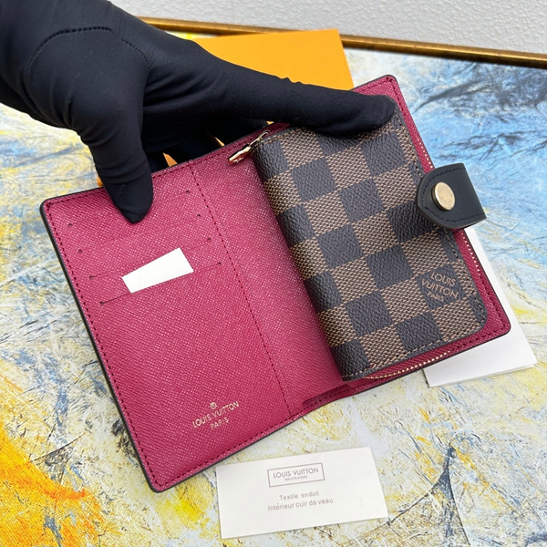 LVコピーウォレット素材ディテール